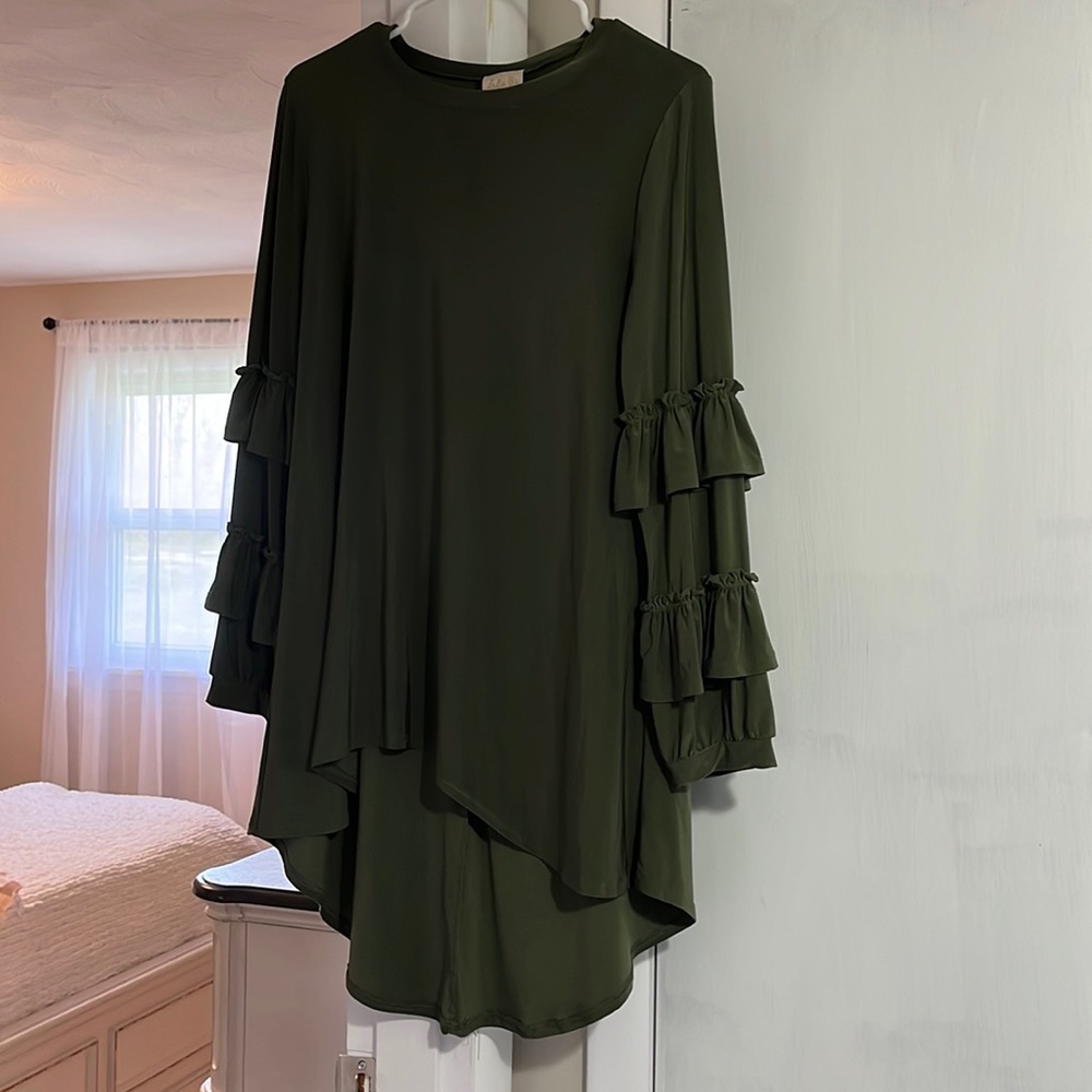 Green Zadie Bs shirt!